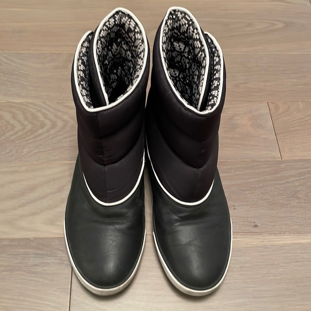 Lacoste black boots